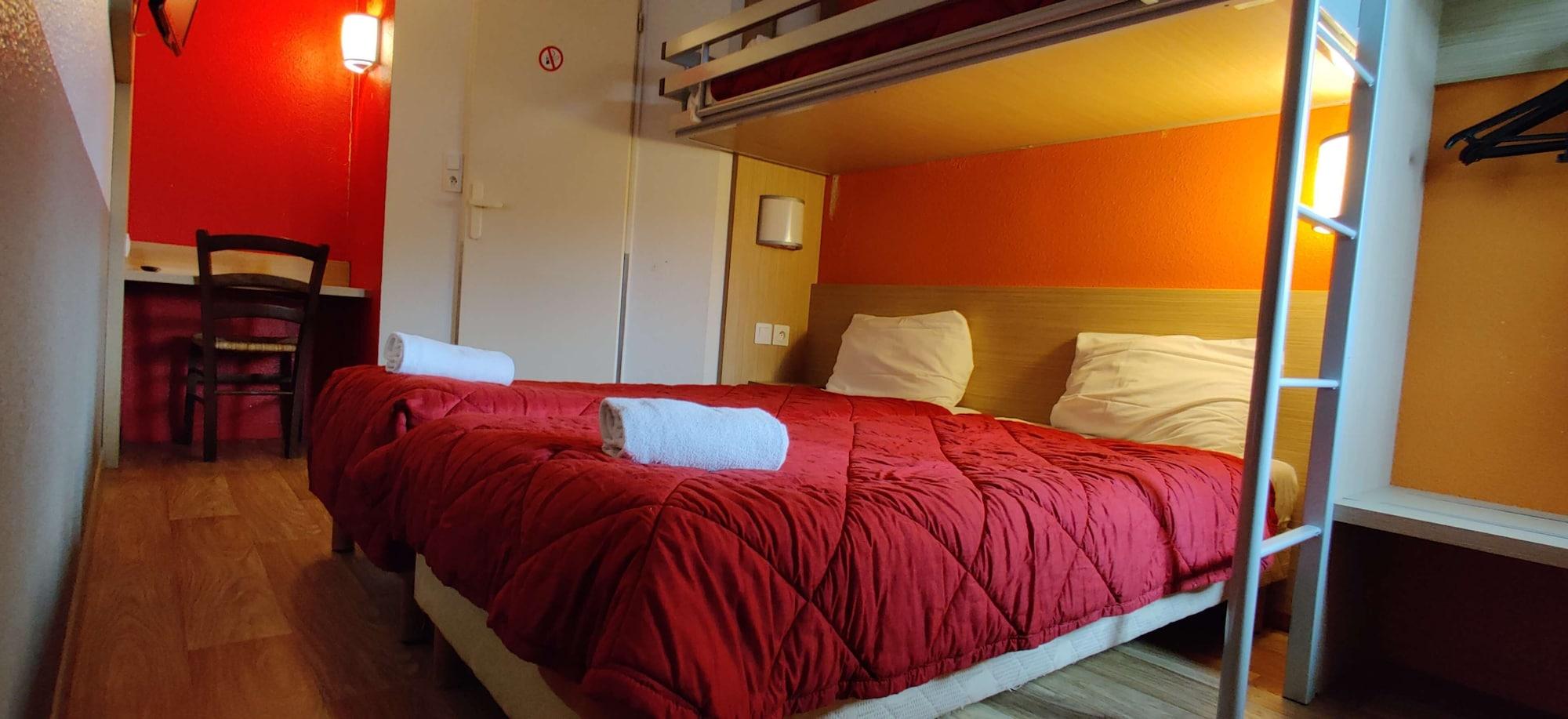 Classic Hotel - Fontenay-Trésigny Esterno foto
