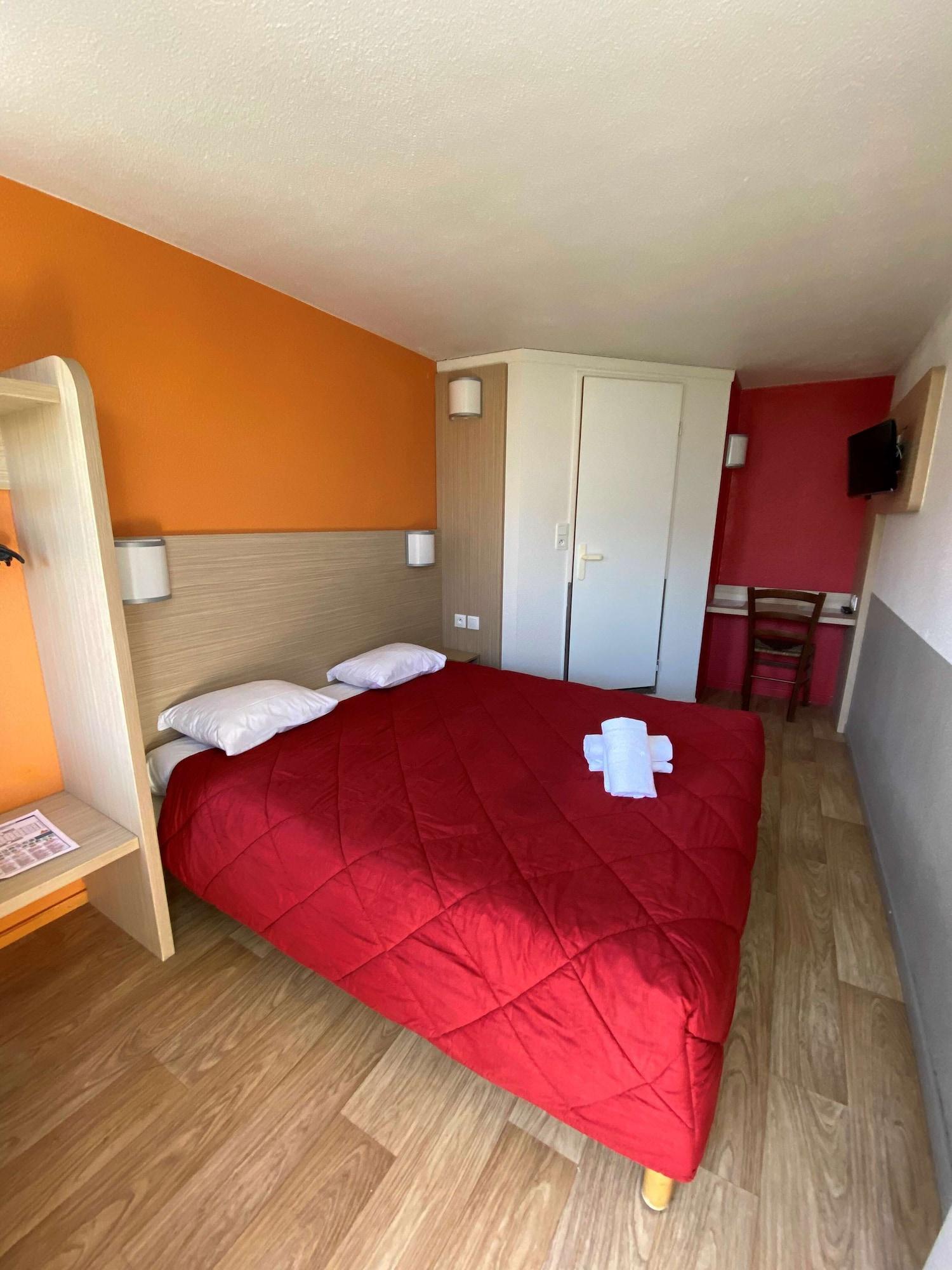 Classic Hotel - Fontenay-Trésigny Esterno foto